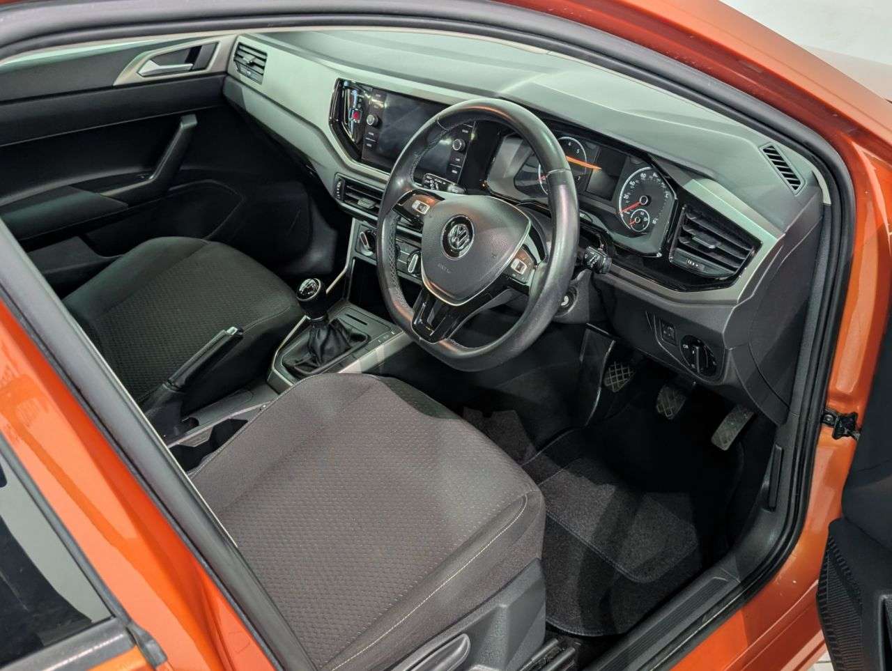 2019 VOLKSWAGEN POLO 2019 VOLKSWAGEN POLO