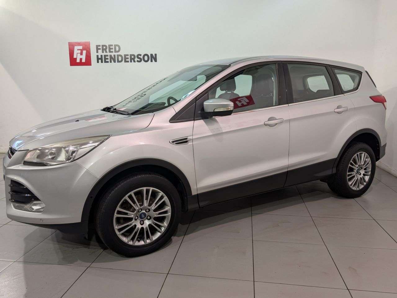 A 2014 FORD KUGA 2.0 TDCi Titanium SUV 5dr Diesel Manual AWD Euro 5 (163 ps) A 2014 FORD KUGA 2.0 TDCi Titanium SUV 5dr Diesel Manual AWD Euro 5 (163 ps)