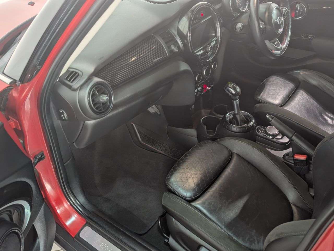 2017 MINI HATCH 2017 MINI HATCH