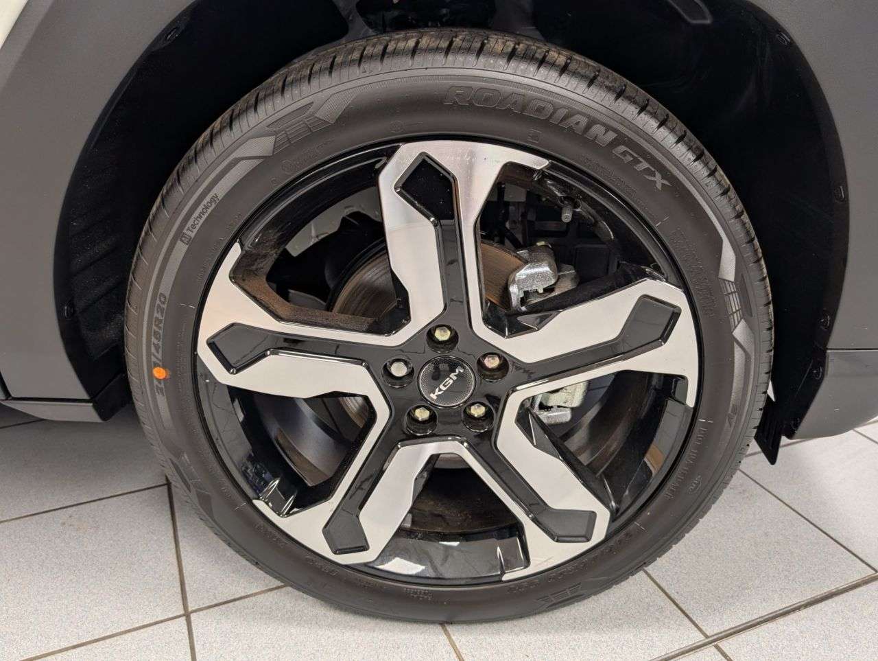 2025 KGM TORRES 2025 KGM TORRES