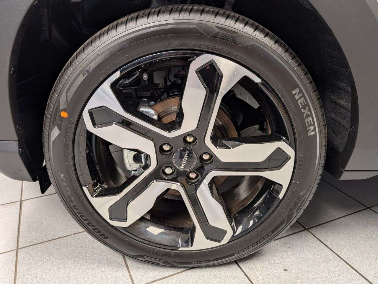 2025 KGM TORRES 2025 KGM TORRES