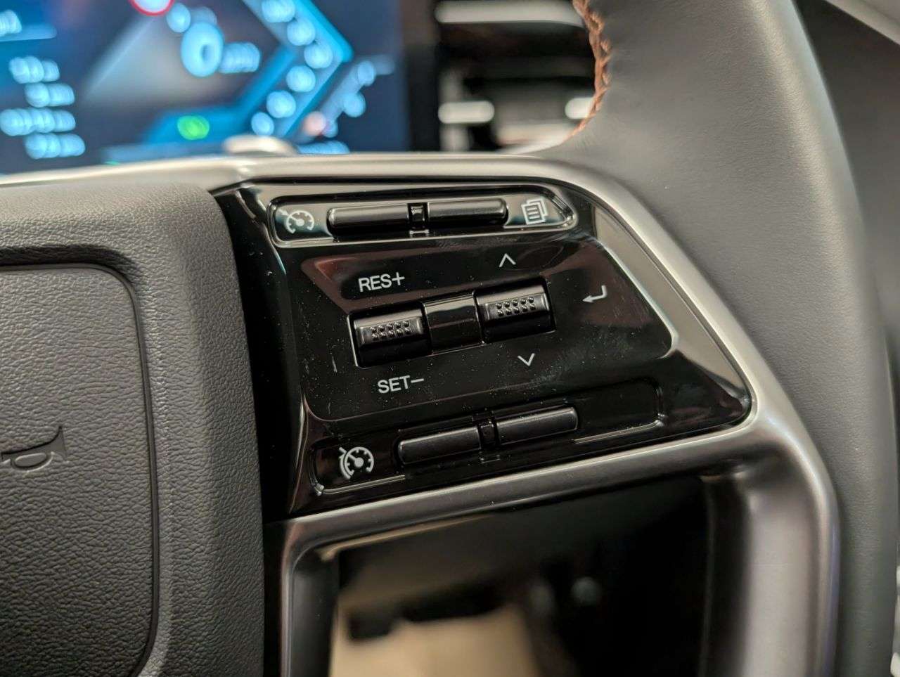 2025 KGM TORRES 2025 KGM TORRES