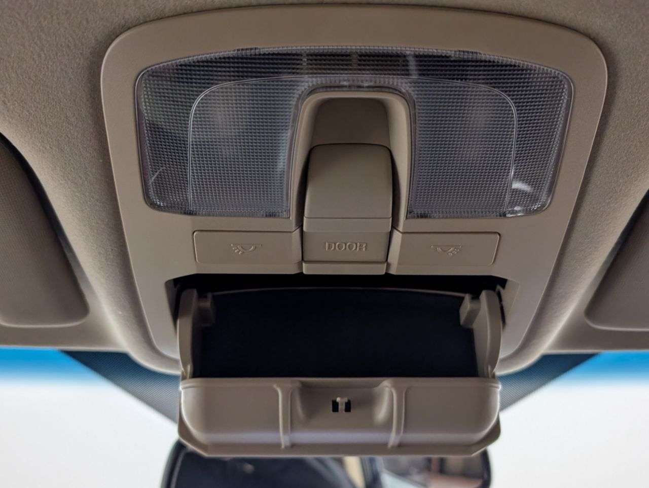 2017 SSANGYONG TIVOLI 2017 SSANGYONG TIVOLI