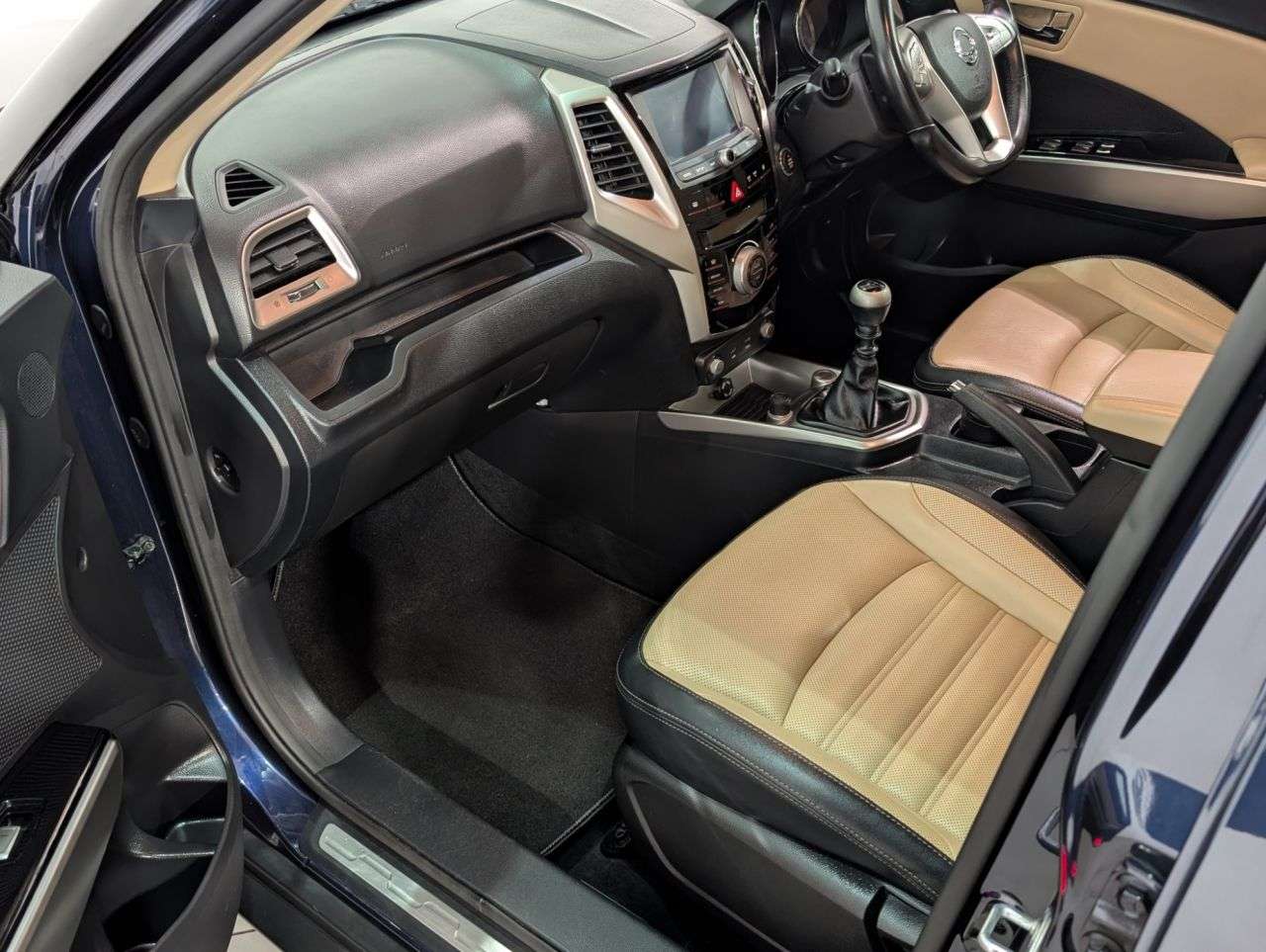 2017 SSANGYONG TIVOLI 2017 SSANGYONG TIVOLI