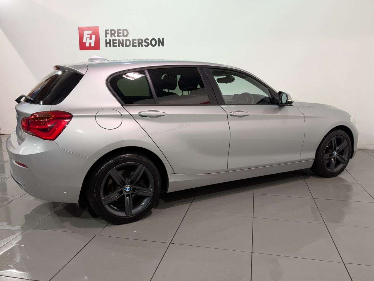 2017 BMW 1 SERIES 2017 BMW 1 SERIES