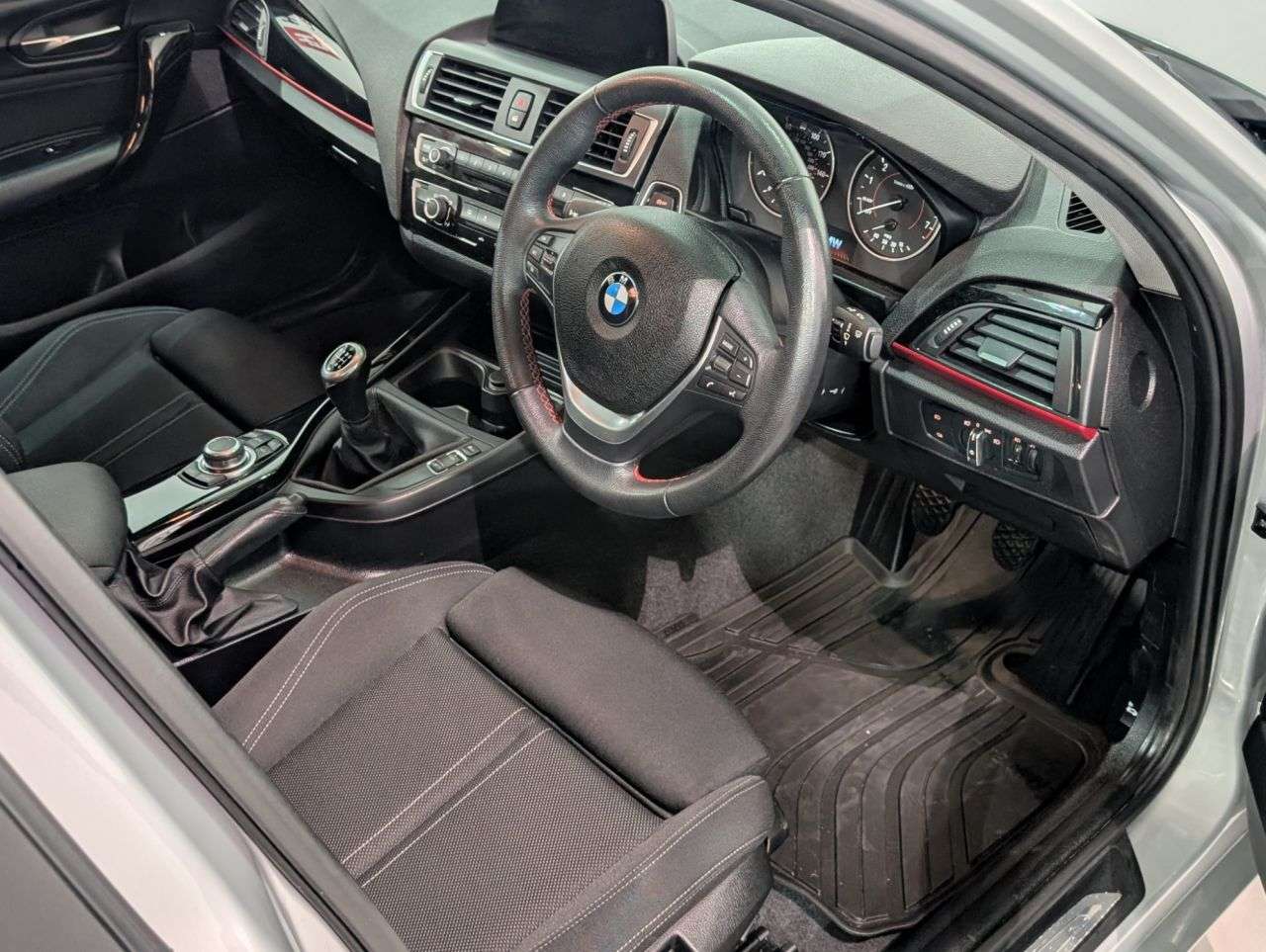 2017 BMW 1 SERIES 2017 BMW 1 SERIES