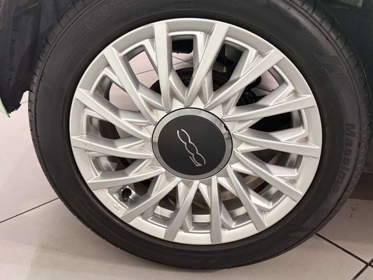 2017 FIAT 500 2017 FIAT 500