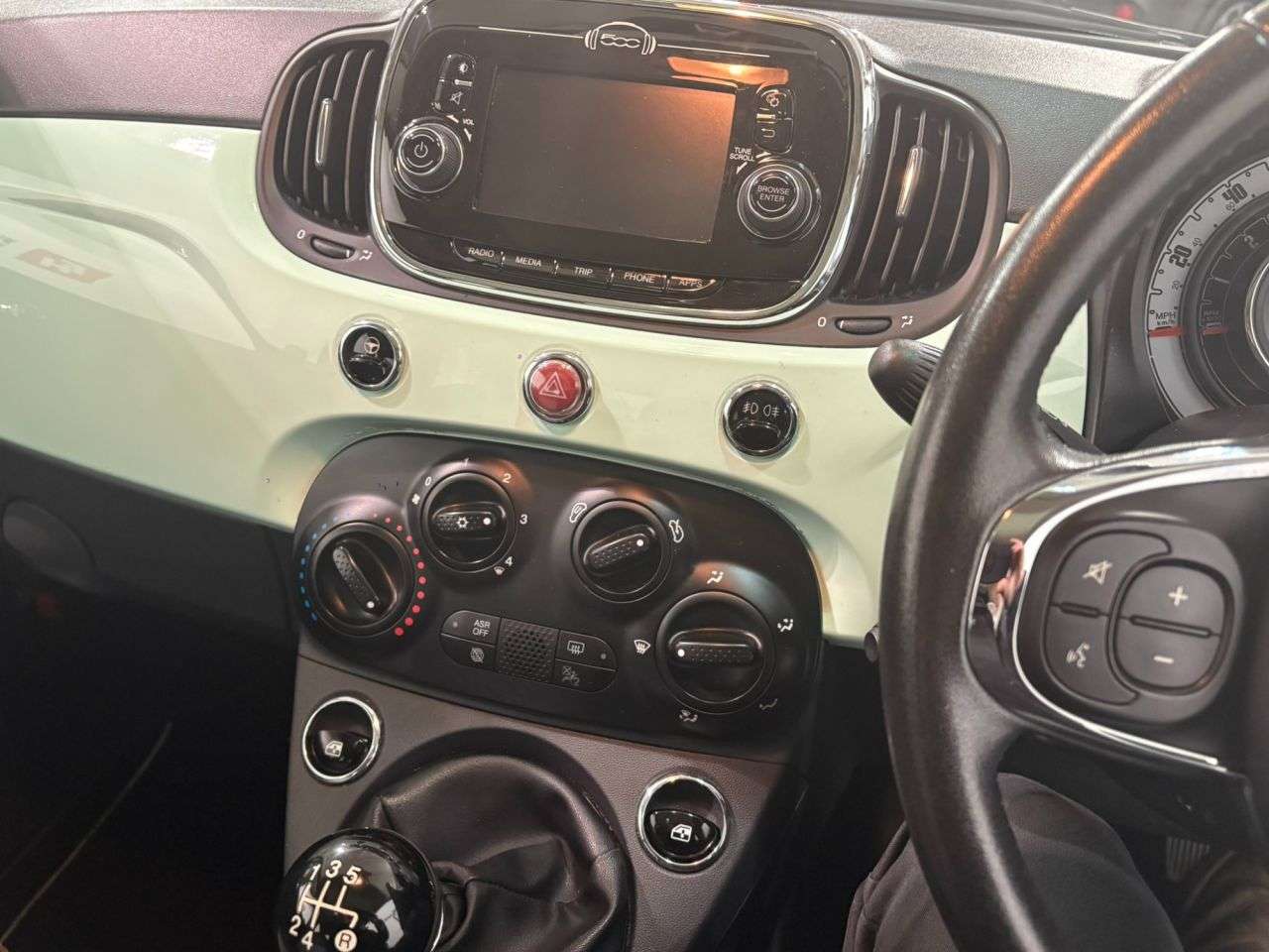 2017 FIAT 500 2017 FIAT 500