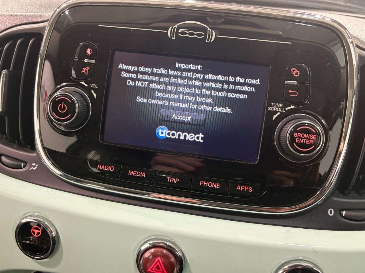 2017 FIAT 500 2017 FIAT 500