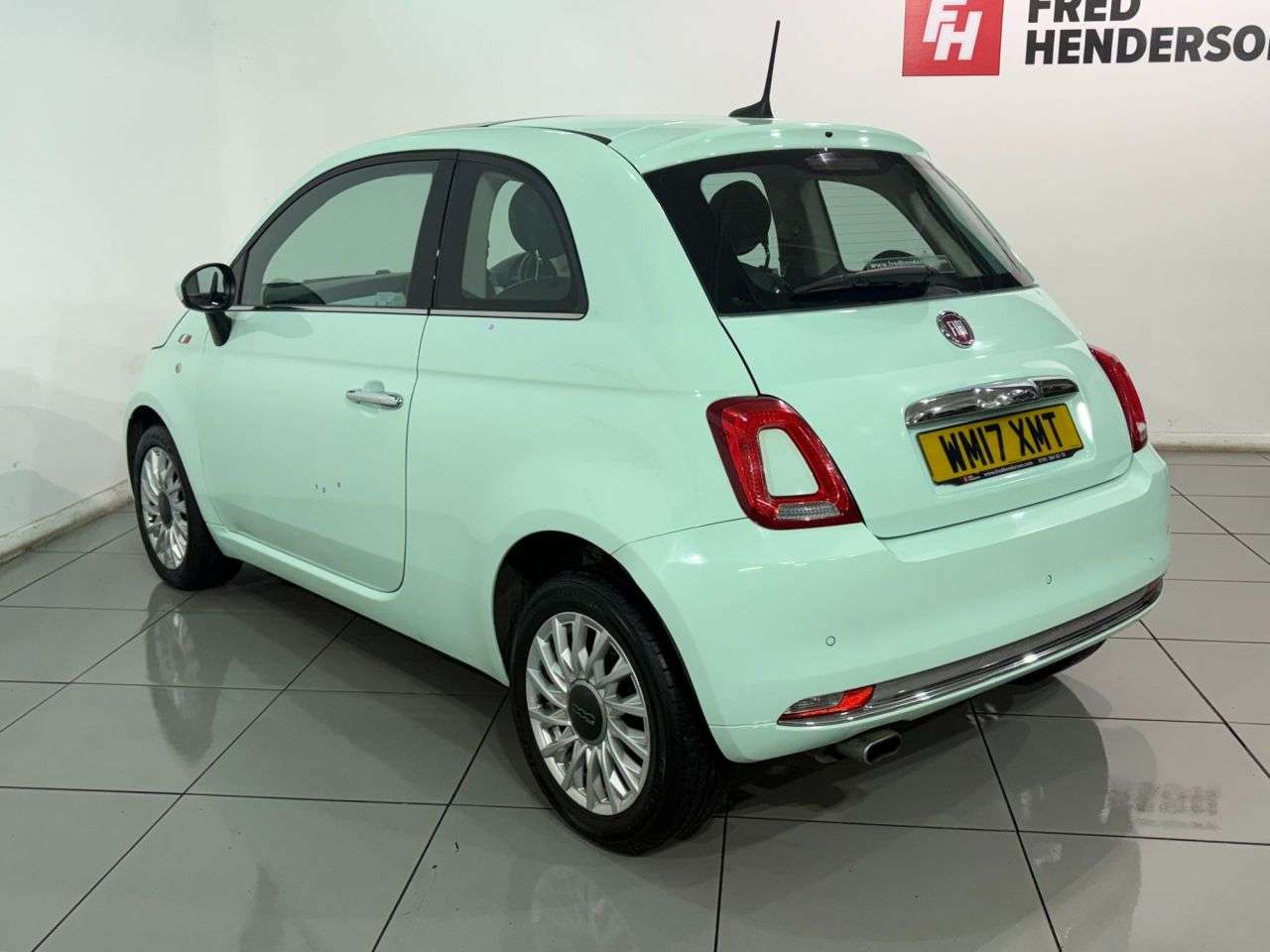 2017 FIAT 500 2017 FIAT 500