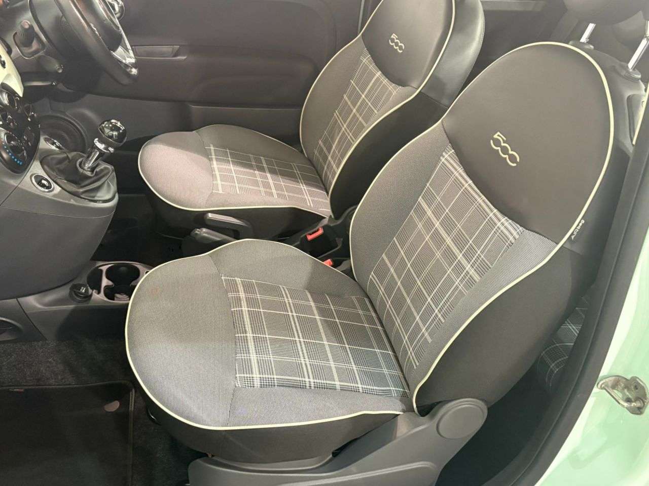 2017 FIAT 500 2017 FIAT 500