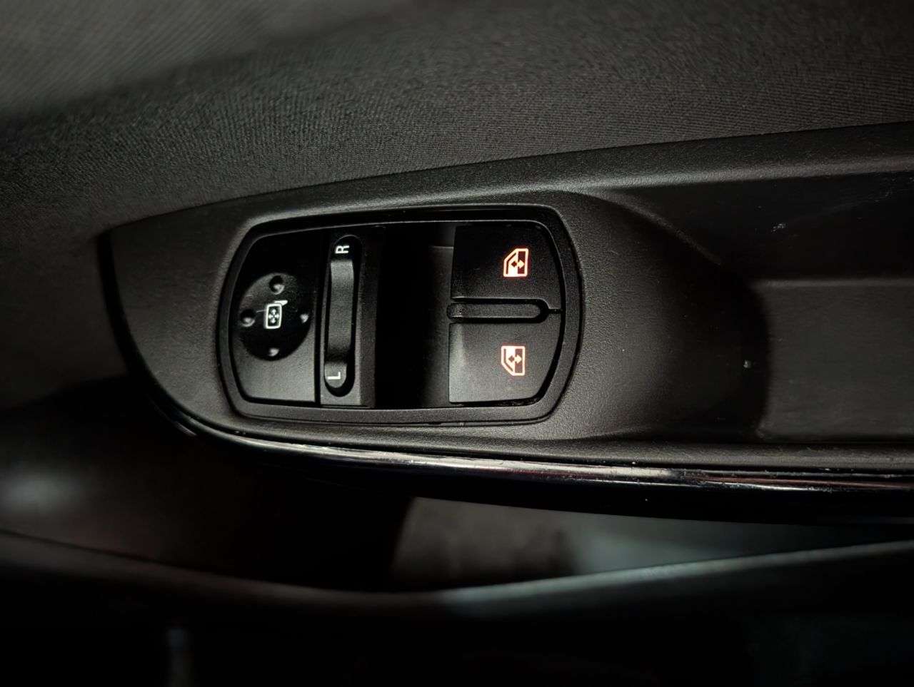 2016 VAUXHALL CORSA 2016 VAUXHALL CORSA