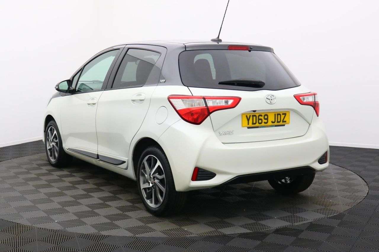 2019 TOYOTA YARIS 2019 TOYOTA YARIS