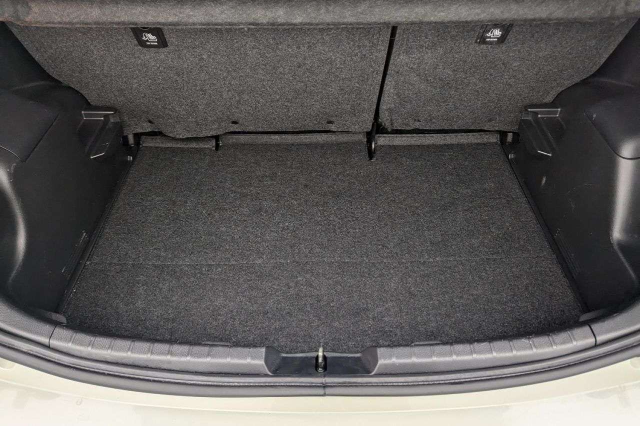 2019 TOYOTA YARIS 2019 TOYOTA YARIS