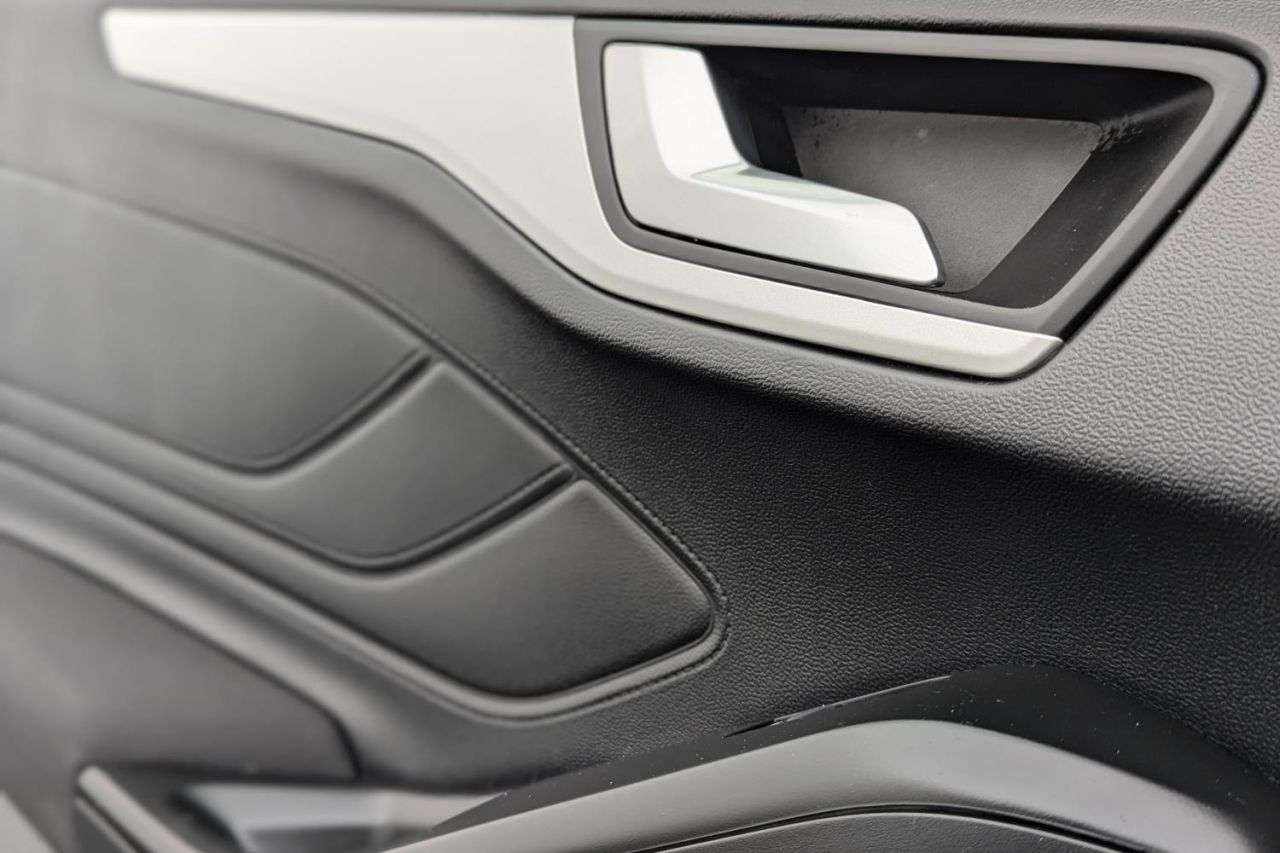 2021 FORD FOCUS 2021 FORD FOCUS