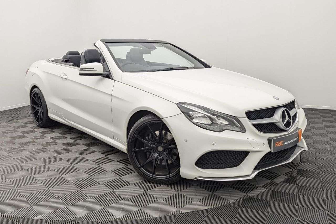 A 2013 MERCEDES-BENZ E-CLASS 2.1 E250 CDI AMG Sport Cabriolet 2dr Diesel G-Tronic+ Euro 5 (s/s) (204 ps) A 2013 MERCEDES-BENZ E-CLASS 2.1 E250 CDI AMG Sport Cabriolet 2dr Diesel G-Tronic+ Euro 5 (s/s) (204 ps)