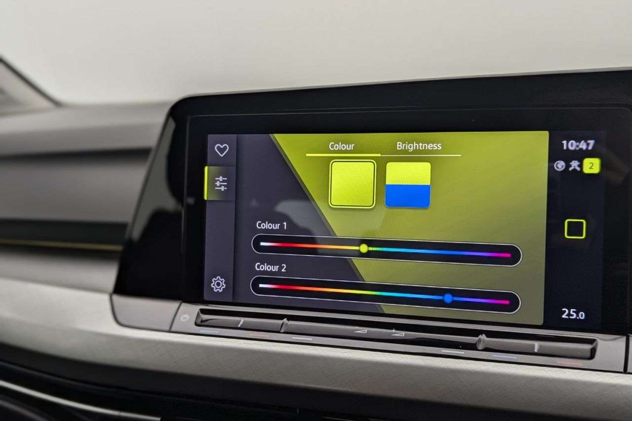 null VOLKSWAGEN GOLF null VOLKSWAGEN GOLF