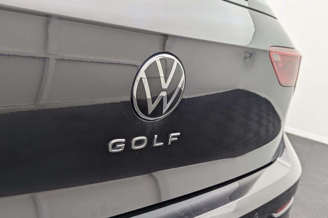 null VOLKSWAGEN GOLF null VOLKSWAGEN GOLF