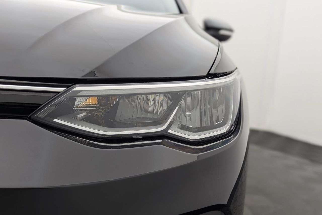 null VOLKSWAGEN GOLF null VOLKSWAGEN GOLF