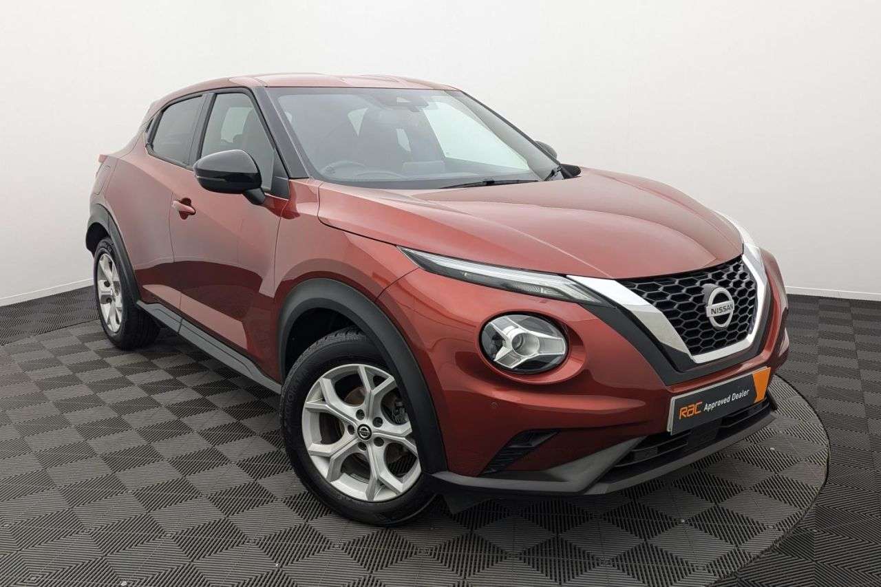 A 2021 NISSAN JUKE 1.0 DIG-T N-Connecta SUV 5dr Petrol Manual Euro 6 (s/s) (114 ps) Award Winn A 2021 NISSAN JUKE 1.0 DIG-T N-Connecta SUV 5dr Petrol Manual Euro 6 (s/s) (114 ps) Award Winn
