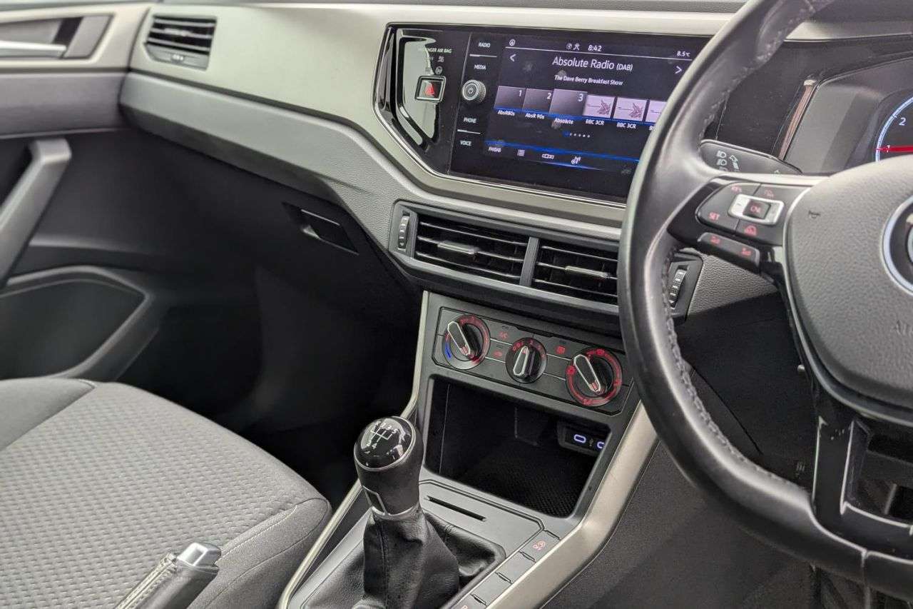 2021 VOLKSWAGEN POLO 2021 VOLKSWAGEN POLO