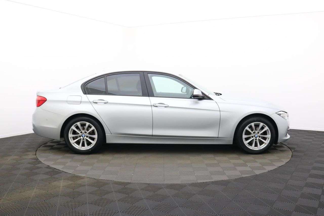A 2018 BMW 3 SERIES 2.0 316d SE Saloon 4dr Diesel Manual Euro 6 (s/s) (116 ps) Award Winning 5 A 2018 BMW 3 SERIES 2.0 316d SE Saloon 4dr Diesel Manual Euro 6 (s/s) (116 ps) Award Winning 5
