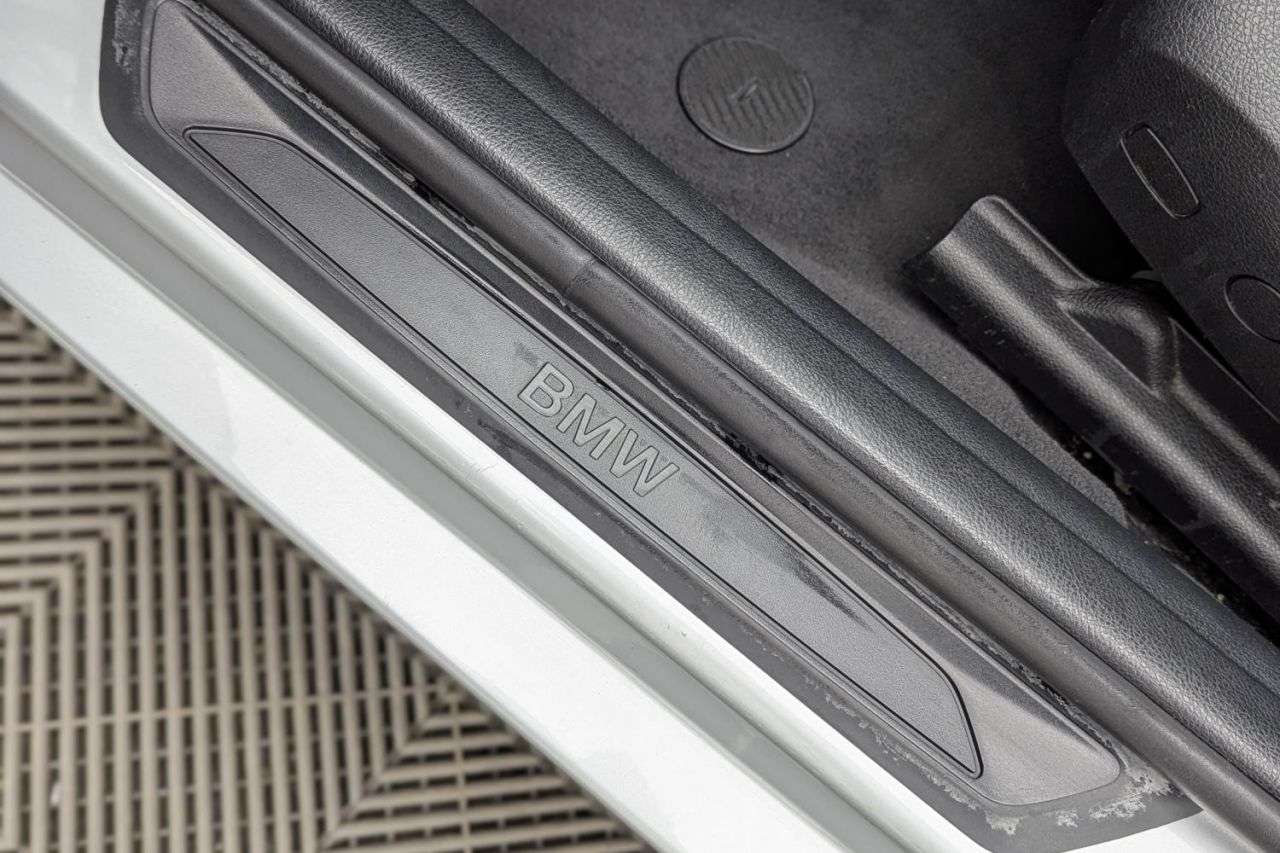 2018 BMW 3 SERIES 2018 BMW 3 SERIES