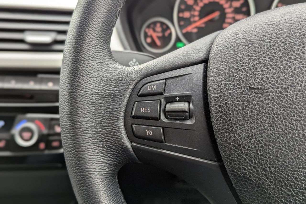 2018 BMW 3 SERIES 2018 BMW 3 SERIES