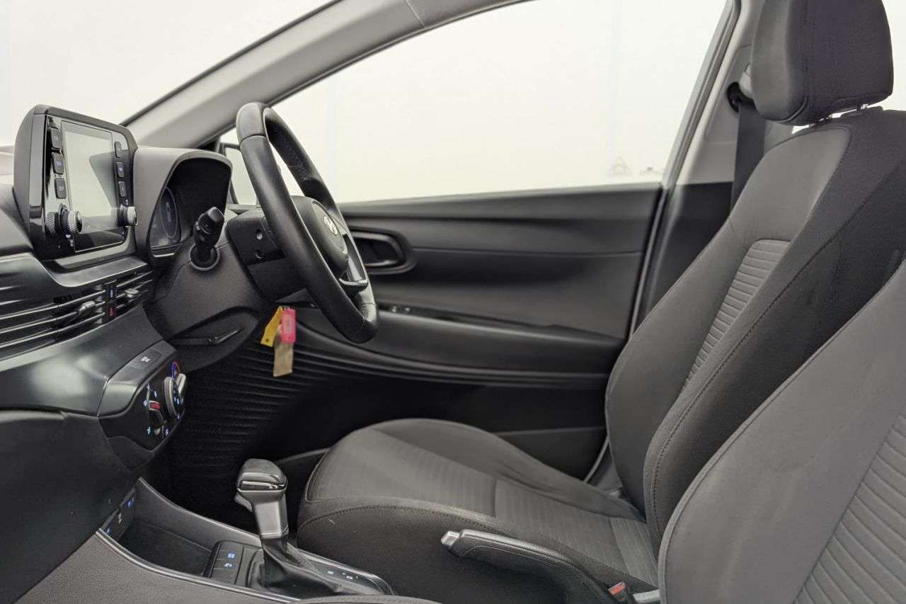 2021 HYUNDAI I20 2021 HYUNDAI I20