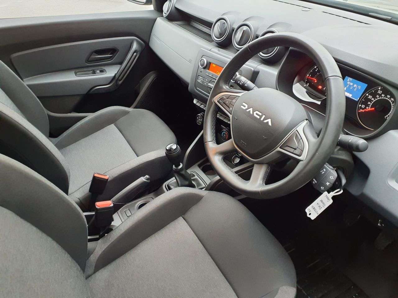 A 2023 DACIA DUSTER 1.0 TCe Essential SUV 5dr Petrol Manual Euro 6 (s/s) (90 ps) Award Winning A 2023 DACIA DUSTER 1.0 TCe Essential SUV 5dr Petrol Manual Euro 6 (s/s) (90 ps) Award Winning