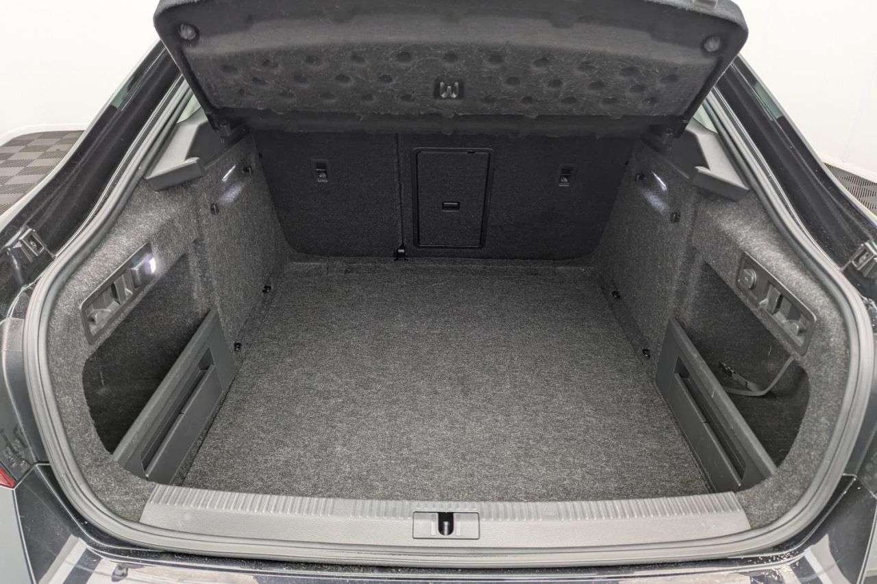 null SKODA SUPERB null SKODA SUPERB