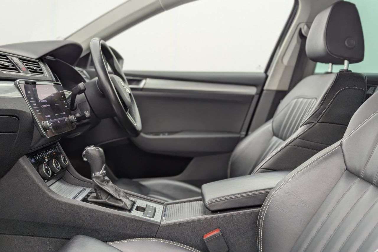 null SKODA SUPERB null SKODA SUPERB