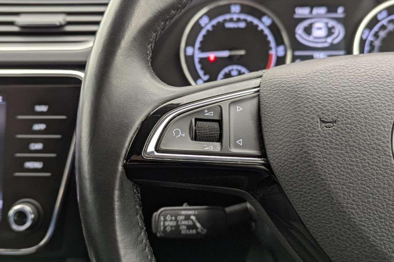 null SKODA SUPERB null SKODA SUPERB