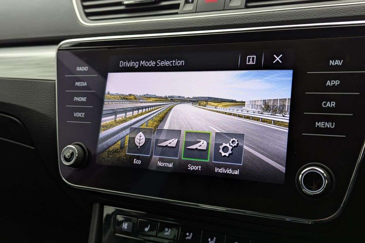 null SKODA SUPERB null SKODA SUPERB