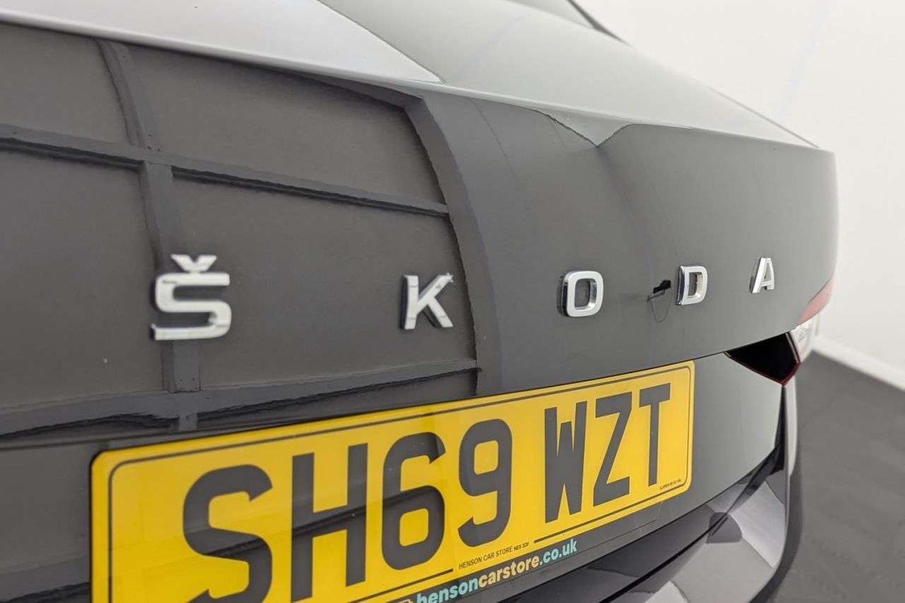 null SKODA SUPERB null SKODA SUPERB