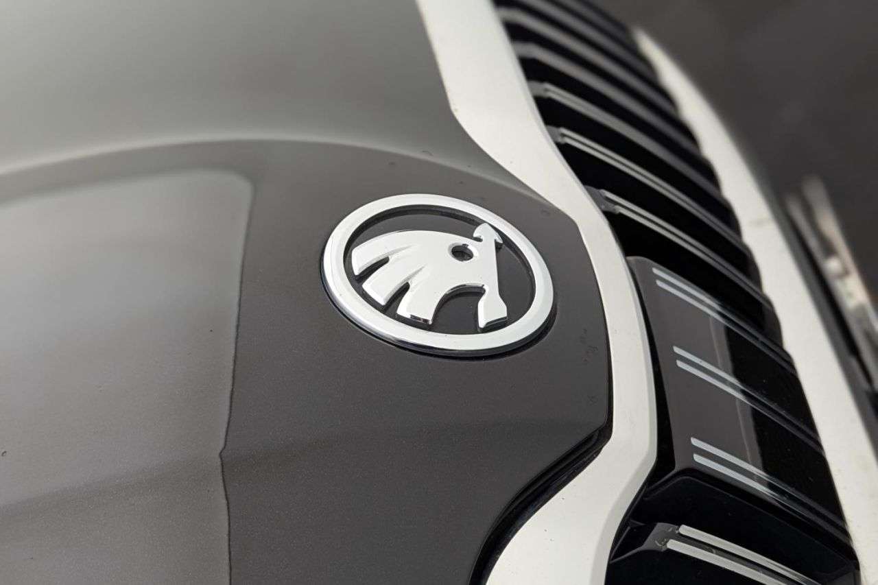 null SKODA SUPERB null SKODA SUPERB