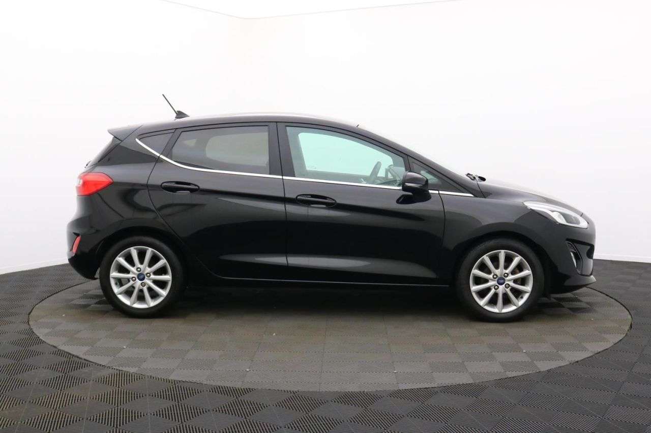 A 2019 FORD FIESTA 1.0T EcoBoost GPF Titanium Hatchback 5dr Petrol Manual Euro 6 (s/s) (100 ps A 2019 FORD FIESTA 1.0T EcoBoost GPF Titanium Hatchback 5dr Petrol Manual Euro 6 (s/s) (100 ps