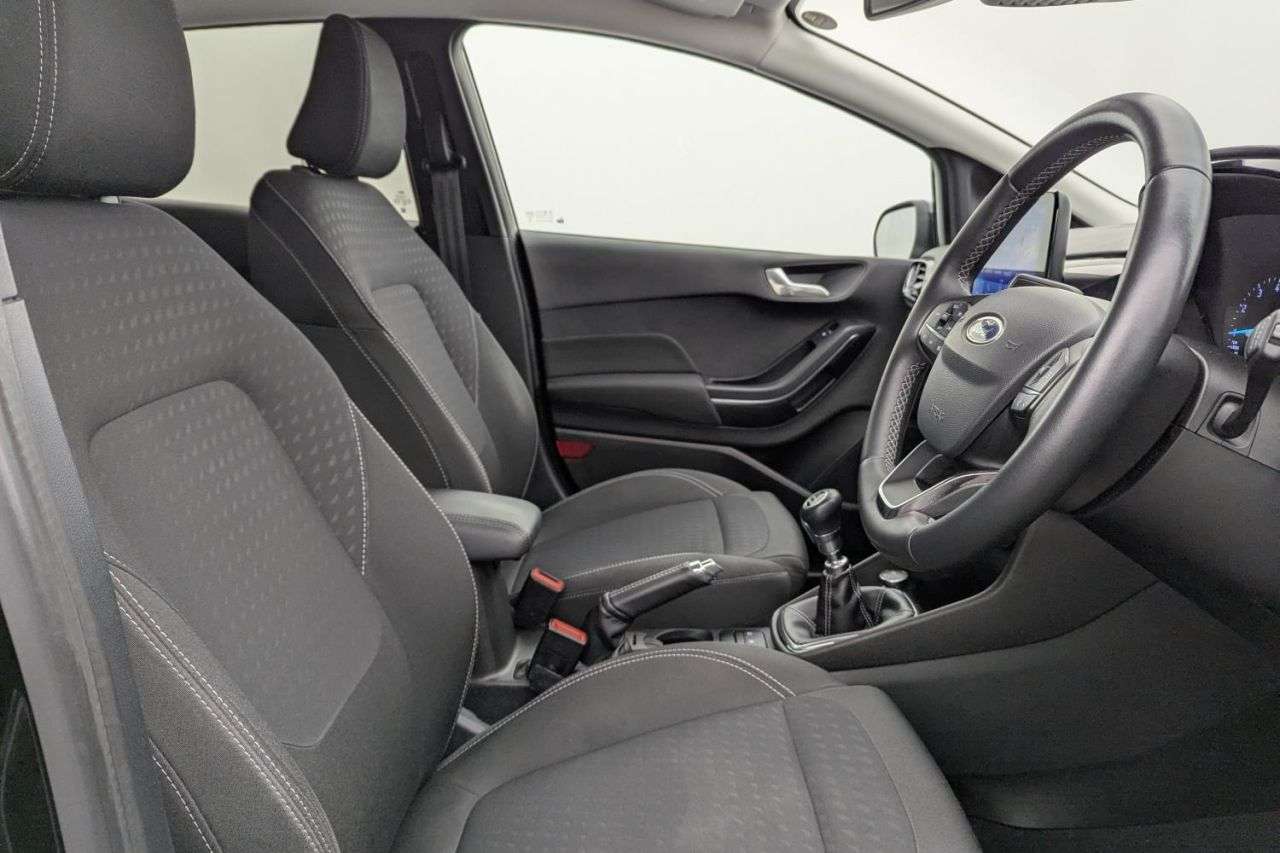 A 2019 FORD FIESTA 1.0T EcoBoost GPF Titanium Hatchback 5dr Petrol Manual Euro 6 (s/s) (100 ps A 2019 FORD FIESTA 1.0T EcoBoost GPF Titanium Hatchback 5dr Petrol Manual Euro 6 (s/s) (100 ps