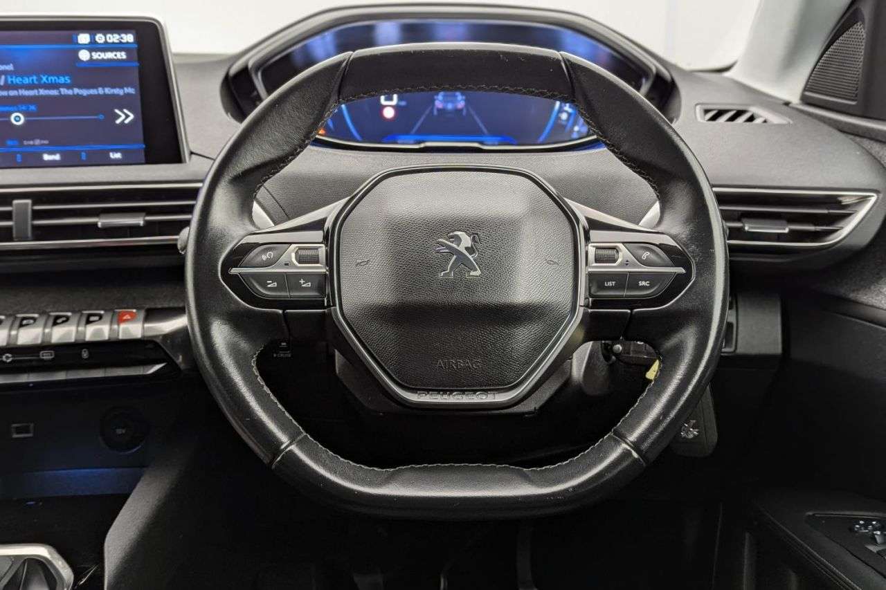 2020 PEUGEOT 3008 2020 PEUGEOT 3008