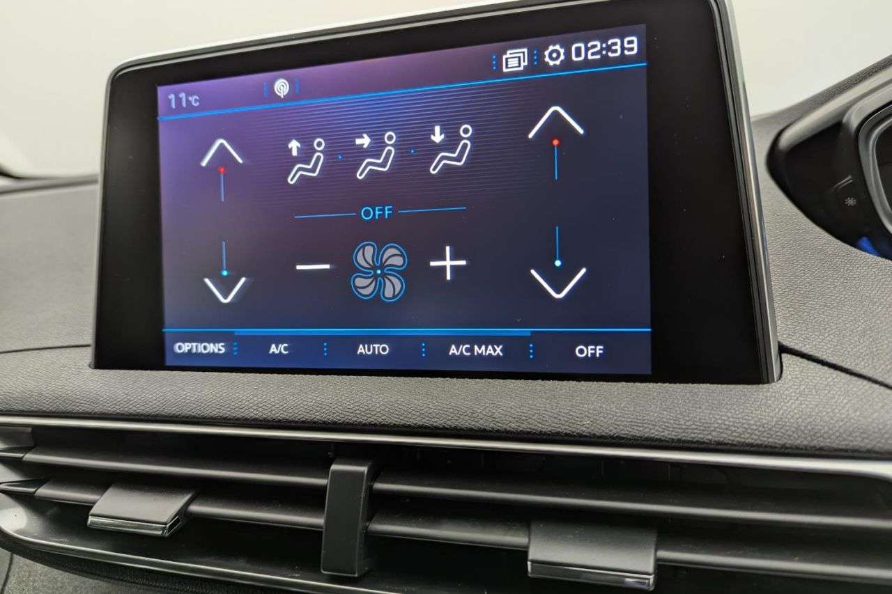 2020 PEUGEOT 3008 2020 PEUGEOT 3008