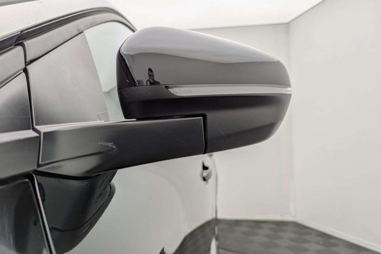 2020 PEUGEOT 3008 2020 PEUGEOT 3008