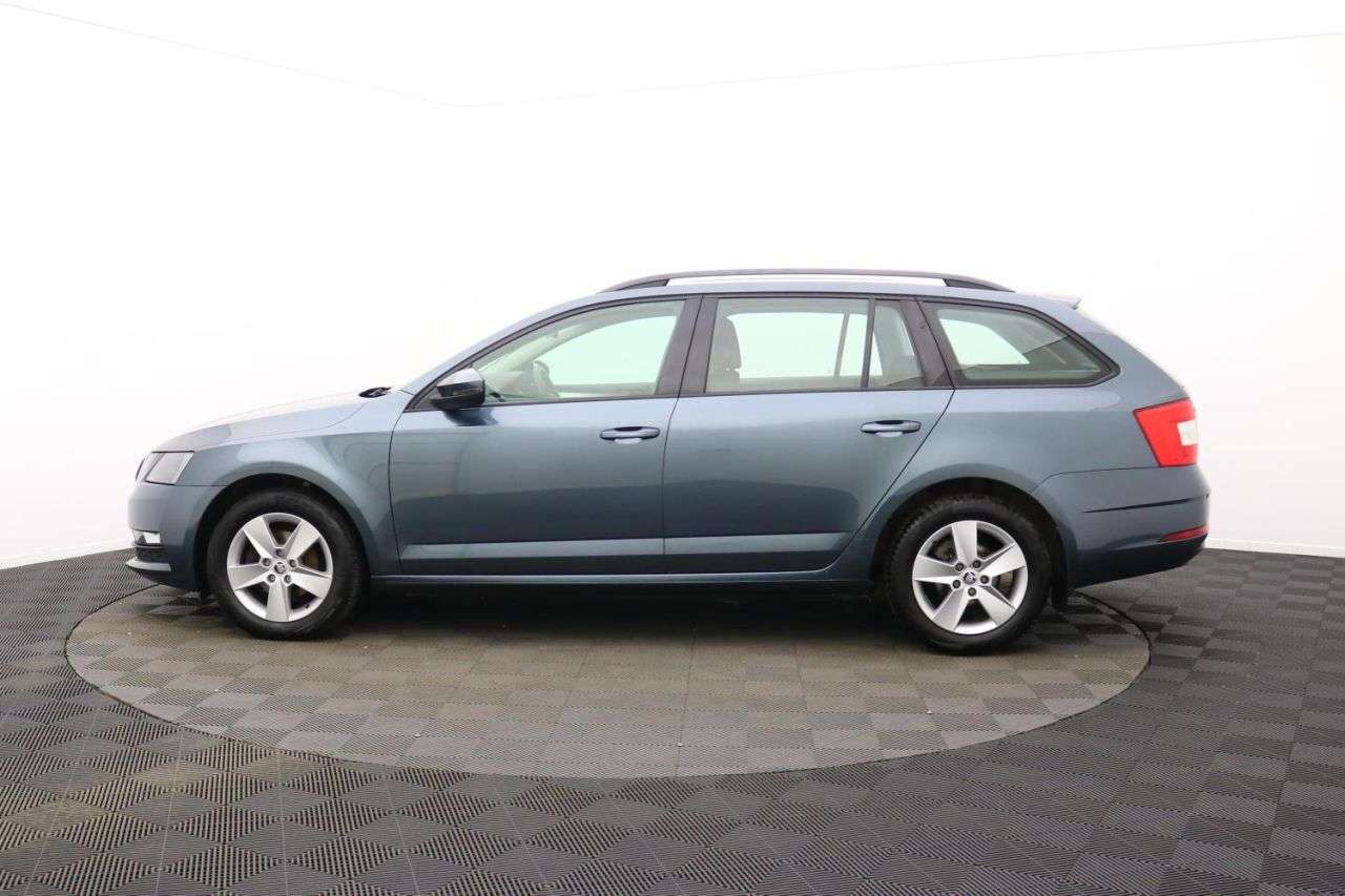 null SKODA OCTAVIA null SKODA OCTAVIA