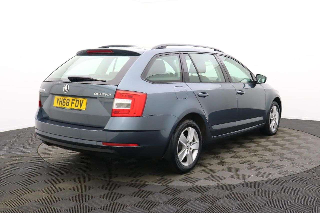 null SKODA OCTAVIA null SKODA OCTAVIA