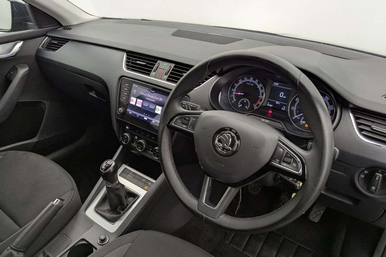 null SKODA OCTAVIA null SKODA OCTAVIA