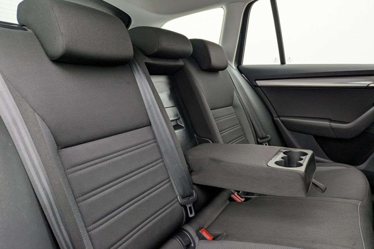 null SKODA OCTAVIA null SKODA OCTAVIA