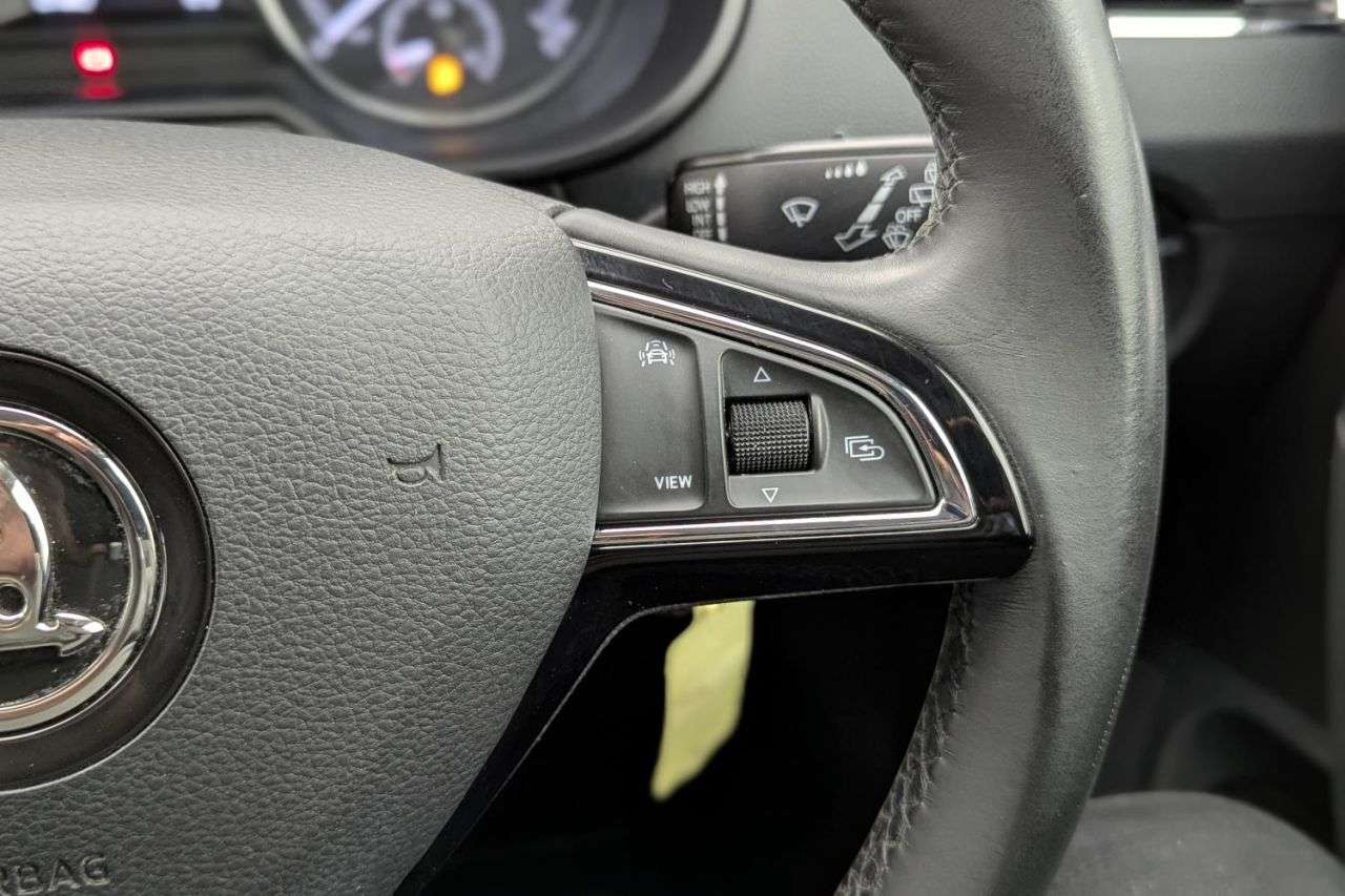 null SKODA OCTAVIA null SKODA OCTAVIA