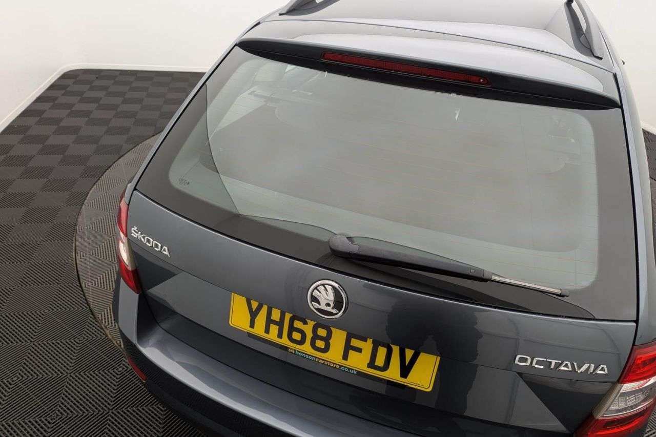 null SKODA OCTAVIA null SKODA OCTAVIA