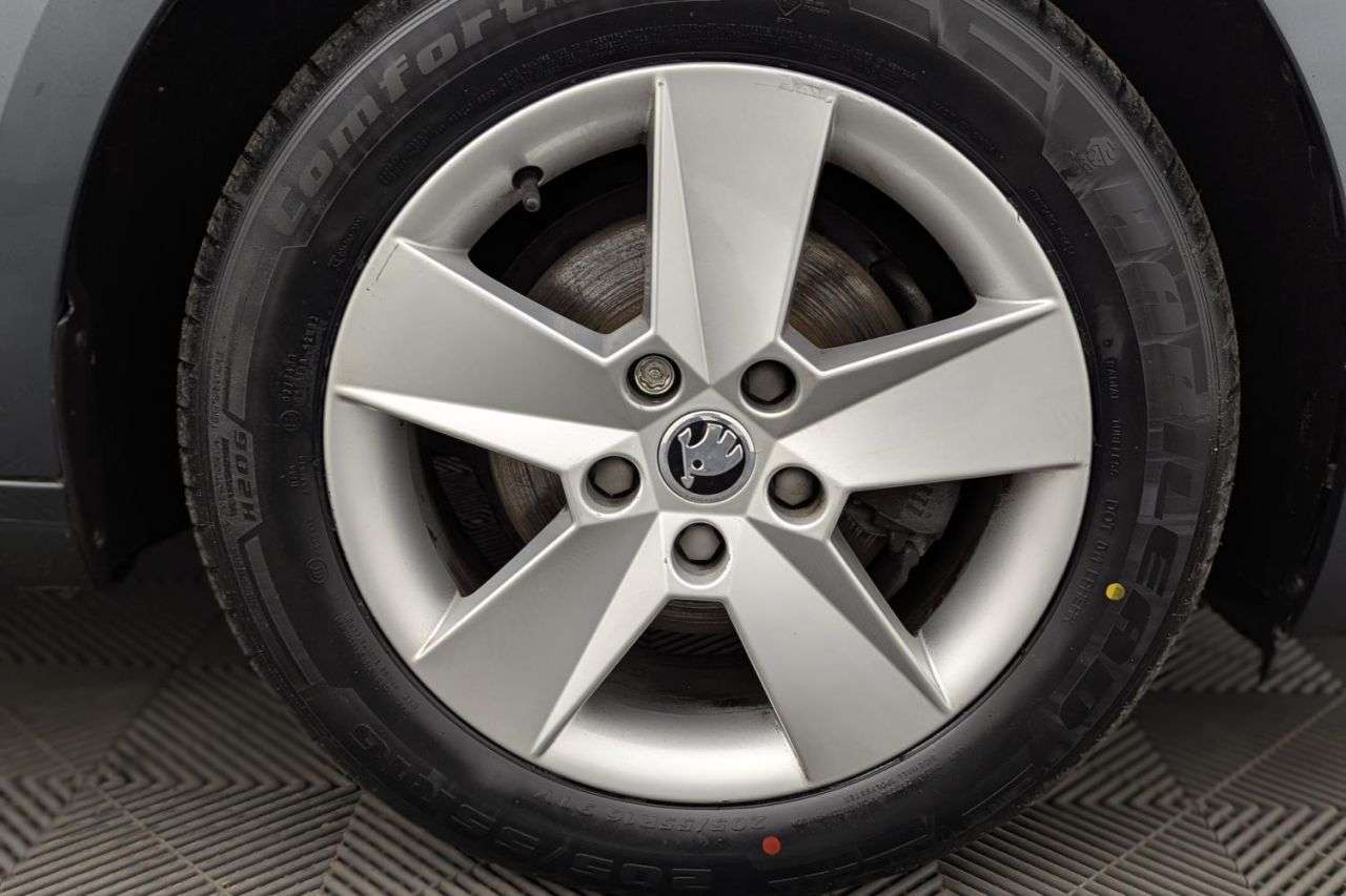 null SKODA OCTAVIA null SKODA OCTAVIA