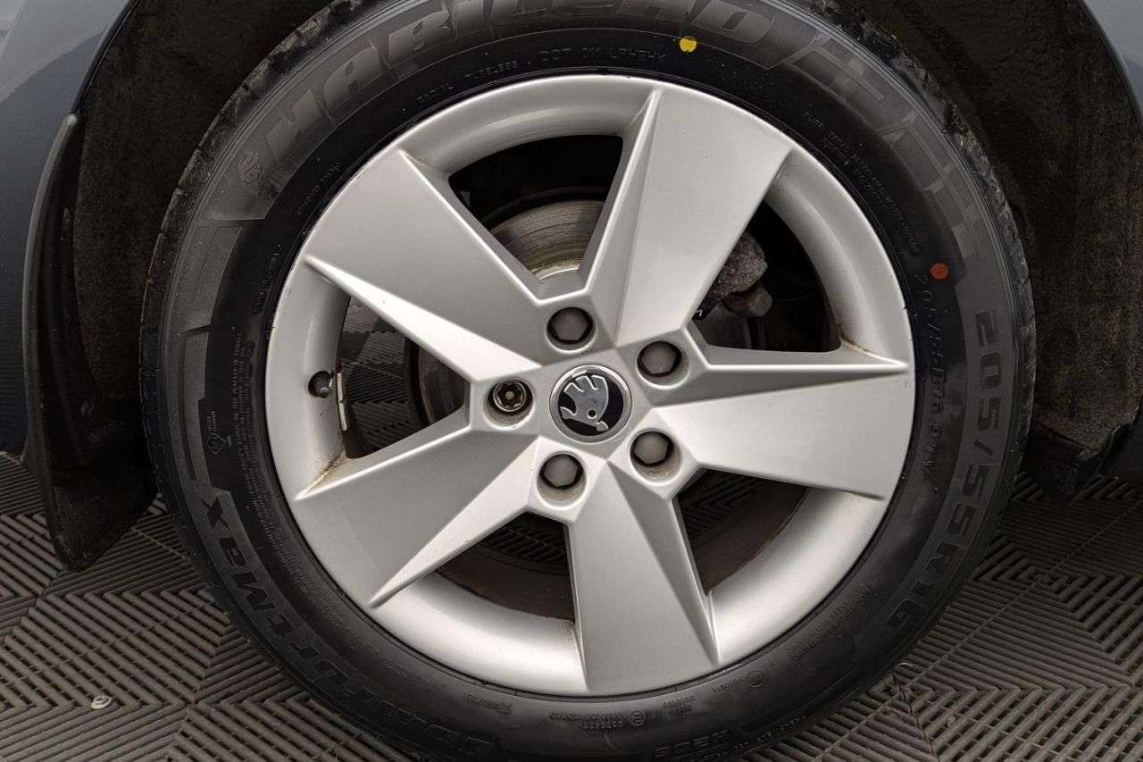 null SKODA OCTAVIA null SKODA OCTAVIA