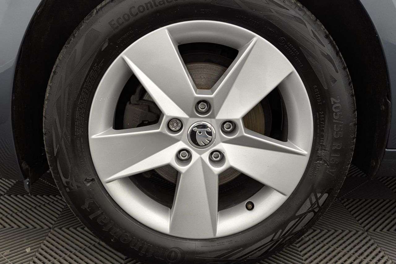 null SKODA OCTAVIA null SKODA OCTAVIA